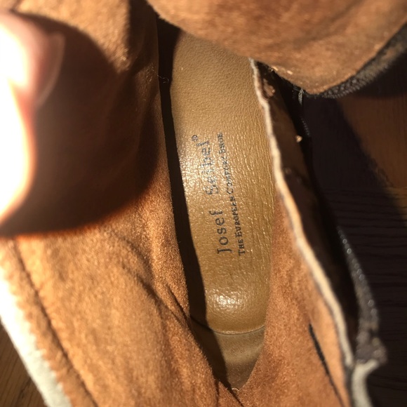 Josef Seibel Toni Suede Studded Harness Ankle Boots Sz 38/7.5 - Picture 9 of 10